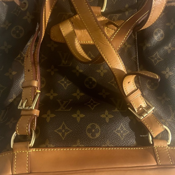 Authentic Louis Vuitton Montsouris Monogram Backpack MM - Picture 2 of 16